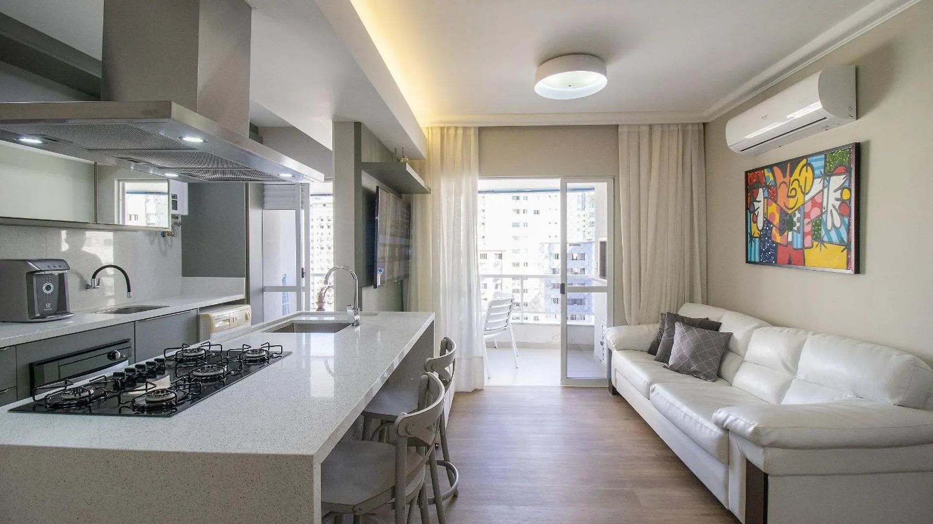Jsd73 - Churrasqueira, Sacada, 3 Dorm, Climatizado Balneario Camboriu Apartment